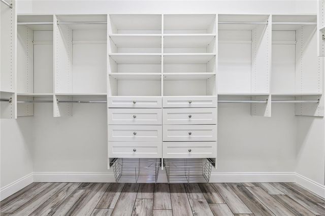 7611 EARLWOOD AVENUE, Mount Dora, FL 32757