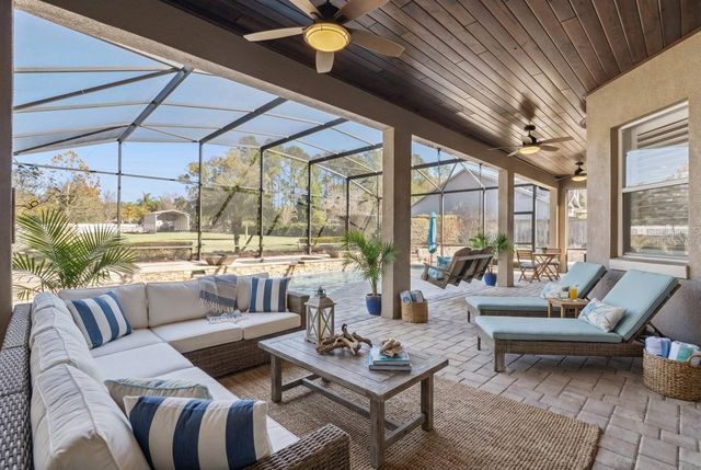 7611 EARLWOOD AVENUE, Mount Dora, FL 32757