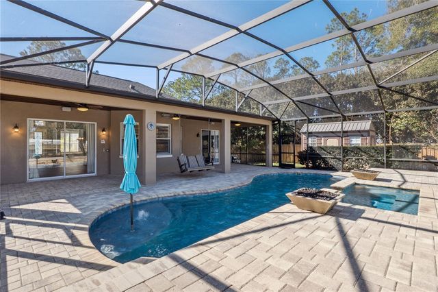 7611 EARLWOOD AVENUE, Mount Dora, FL 32757