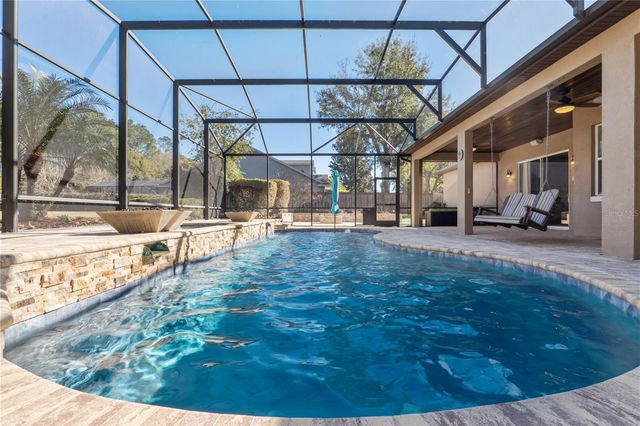 7611 EARLWOOD AVENUE, Mount Dora, FL 32757