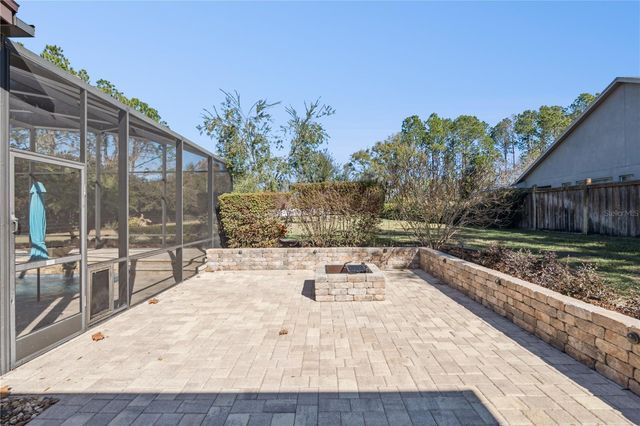 7611 EARLWOOD AVENUE, Mount Dora, FL 32757