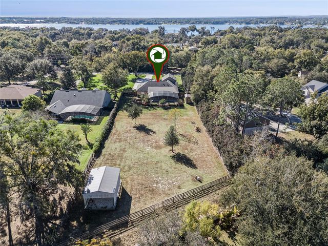 7611 EARLWOOD AVENUE, Mount Dora, FL 32757