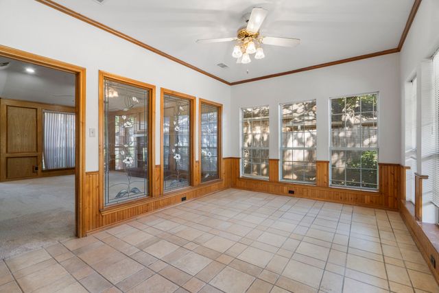 3052 Ridgeview Drive, Grapevine, TX 76051