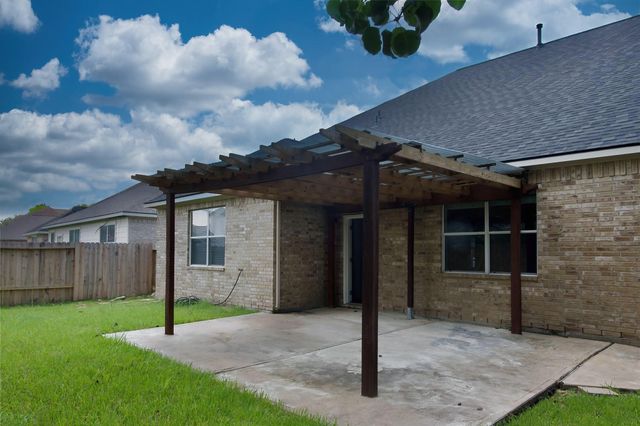 2023 Creek Run Drive, Pearland, TX 77584