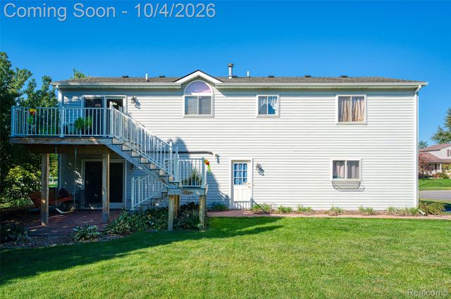 788 Stoney Drive, South Lyon, MI 48178