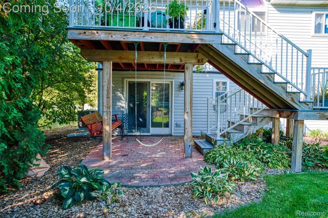 788 Stoney Drive, South Lyon, MI 48178