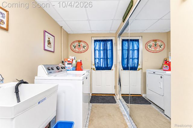 788 Stoney Drive, South Lyon, MI 48178