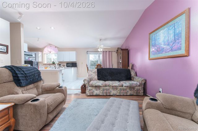 788 Stoney Drive, South Lyon, MI 48178
