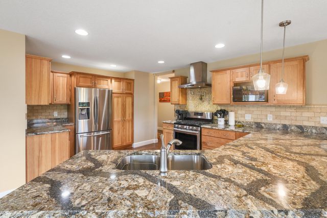 10426 Dutch Settlement Road, Marcellus, MI 49067
