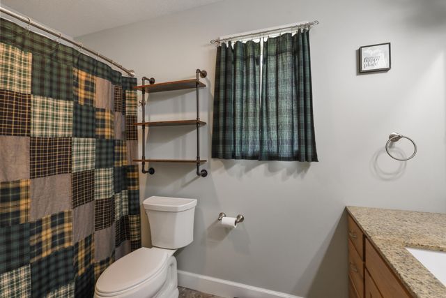 10426 Dutch Settlement Road, Marcellus, MI 49067