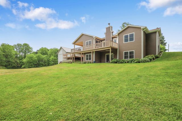 10426 Dutch Settlement Road, Marcellus, MI 49067