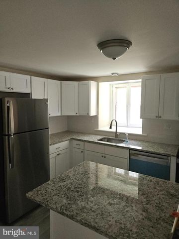 1405 OLD GLASGOW ST, Pottstown, PA 19464