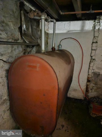 1405 OLD GLASGOW ST, Pottstown, PA 19464