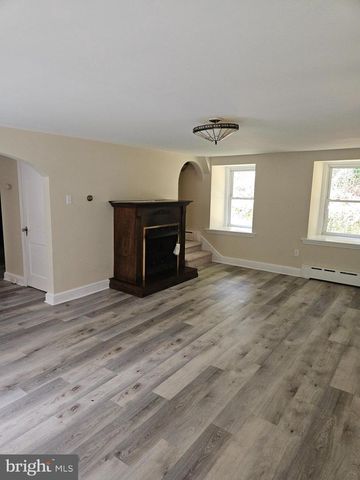 1405 OLD GLASGOW ST, Pottstown, PA 19464