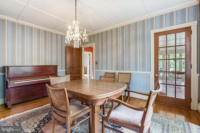 404 OAK LN, Wayne, PA 19087
