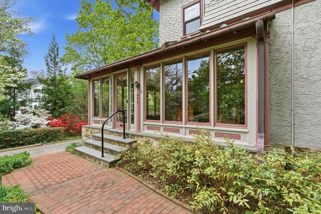 404 OAK LN, Wayne, PA 19087