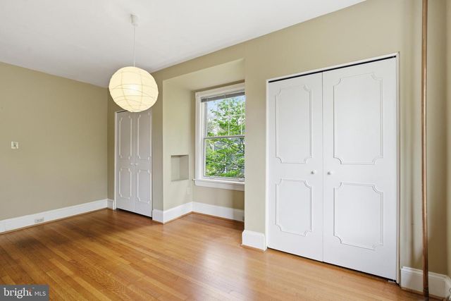 404 OAK LN, Wayne, PA 19087