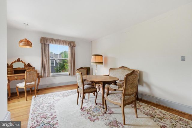 404 OAK LN, Wayne, PA 19087