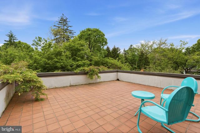 404 OAK LN, Wayne, PA 19087