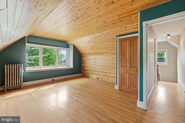 404 OAK LN, Wayne, PA 19087