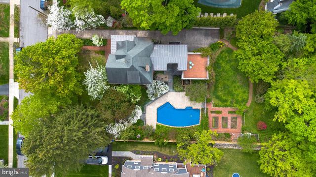 404 OAK LN, Wayne, PA 19087