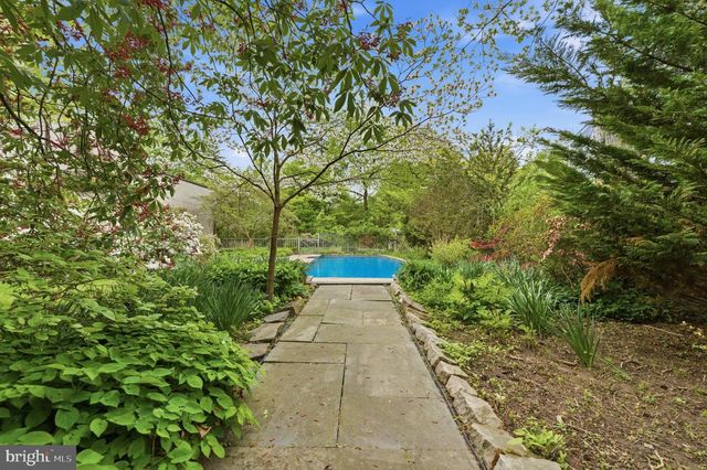 404 OAK LN, Wayne, PA 19087