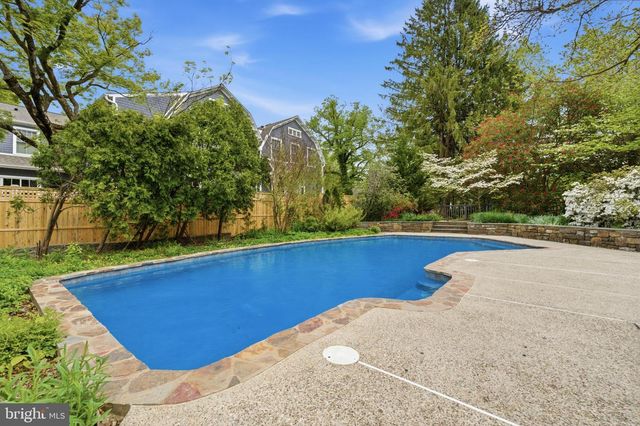 404 OAK LN, Wayne, PA 19087