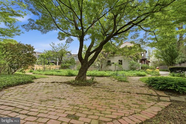 404 OAK LN, Wayne, PA 19087