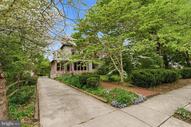 404 OAK LN, Wayne, PA 19087