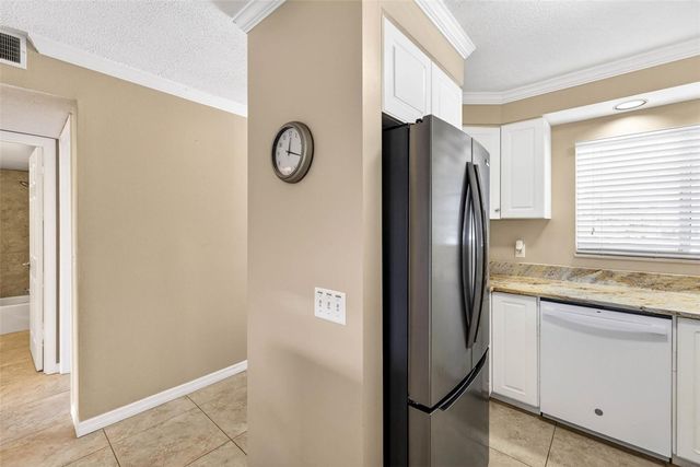 1008 APOLLO BEACH BOULEVARD 206, Apollo Beach, FL 33572