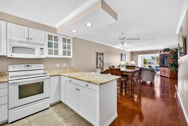 1008 APOLLO BEACH BOULEVARD 206, Apollo Beach, FL 33572