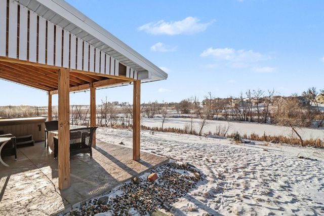 913 Mulberry Avenue NE, Montgomery, MN 56069