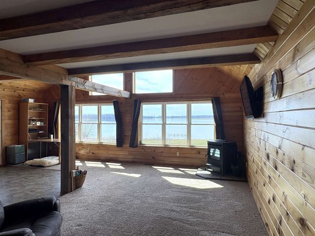 352 Canal Lane, North Hero, VT 05474