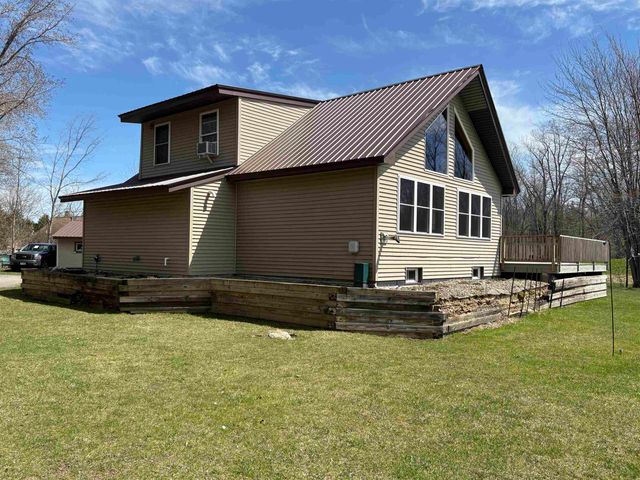 352 Canal Lane, North Hero, VT 05474