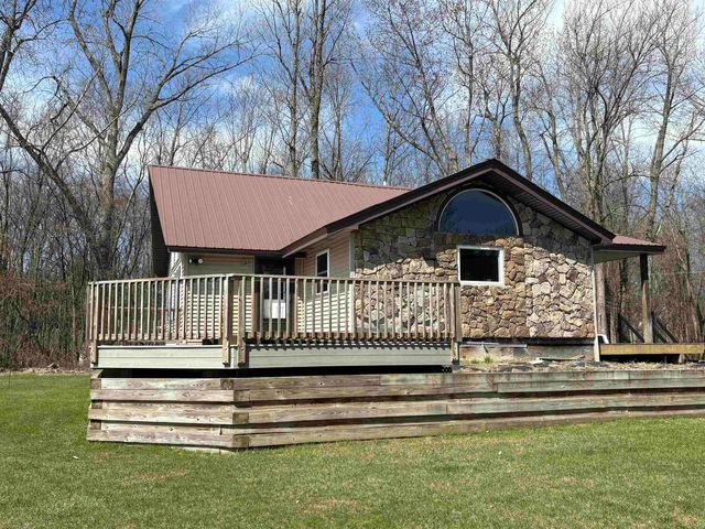 352 Canal Lane, North Hero, VT 05474