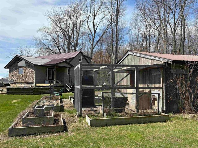 352 Canal Lane, North Hero, VT 05474