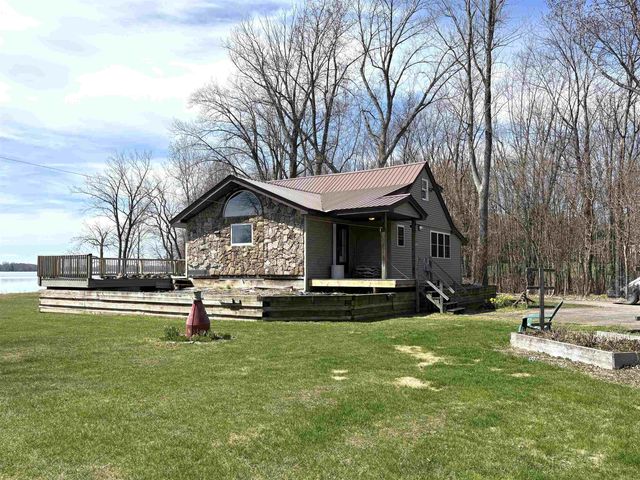 352 Canal Lane, North Hero, VT 05474