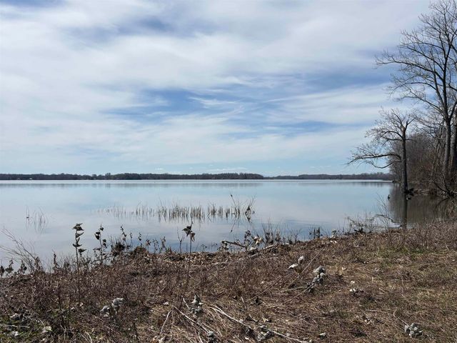 352 Canal Lane, North Hero, VT 05474