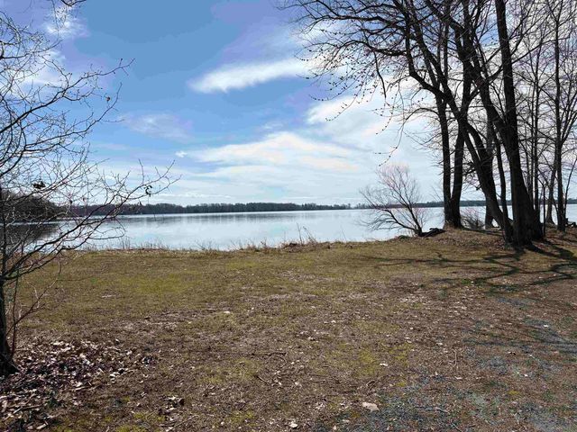 352 Canal Lane, North Hero, VT 05474