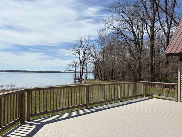 352 Canal Lane, North Hero, VT 05474