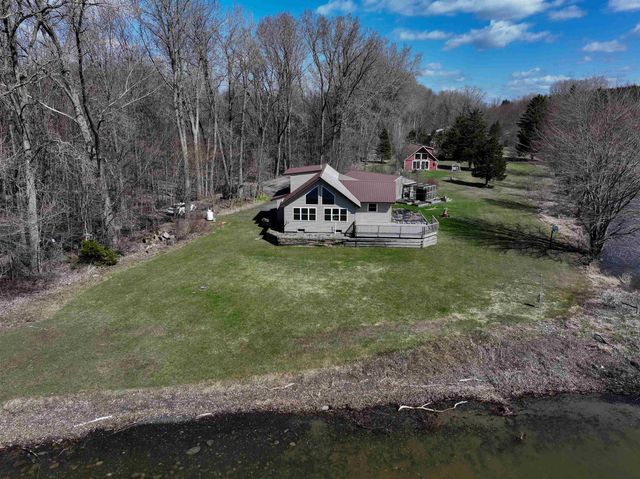 352 Canal Lane, North Hero, VT 05474