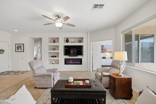 3063 E PEACH TREE Drive, Chandler, AZ 85249