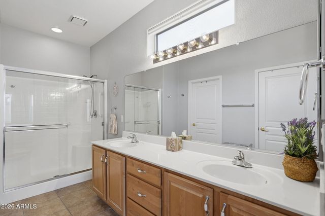 3063 E PEACH TREE Drive, Chandler, AZ 85249