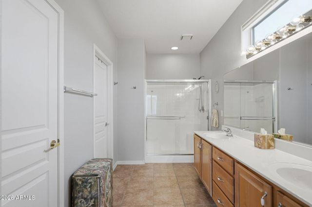 3063 E PEACH TREE Drive, Chandler, AZ 85249