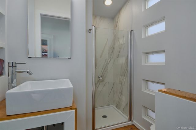 315 State, Hudson, NY 12534