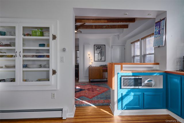 315 State, Hudson, NY 12534