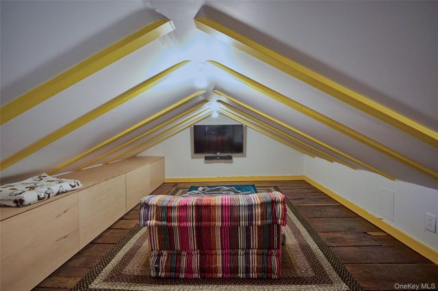 315 State, Hudson, NY 12534