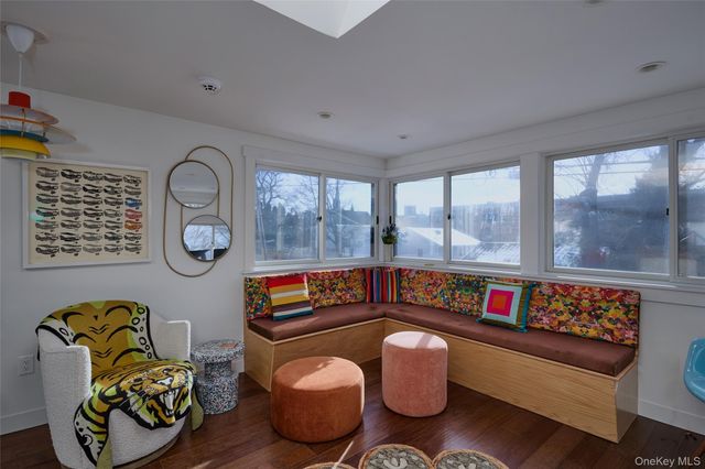 315 State, Hudson, NY 12534