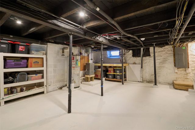 315 State, Hudson, NY 12534