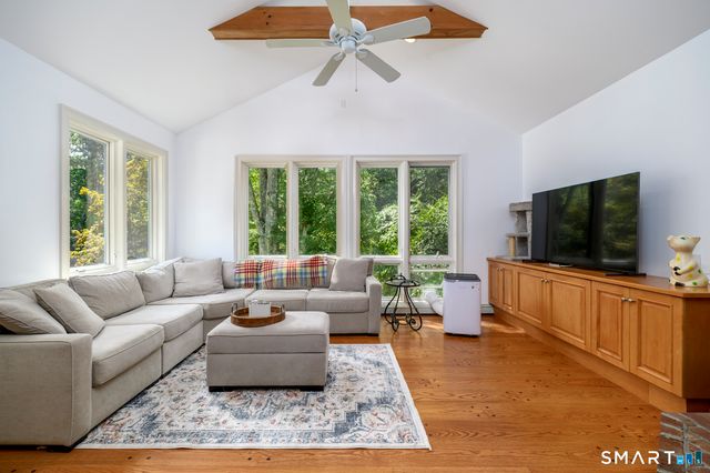 64 East Hunting Ridge Road, Stamford, CT 06903